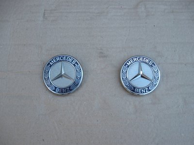 Значок капота на Mercedes-Benz VITO-VIANO W 639 0081 фото